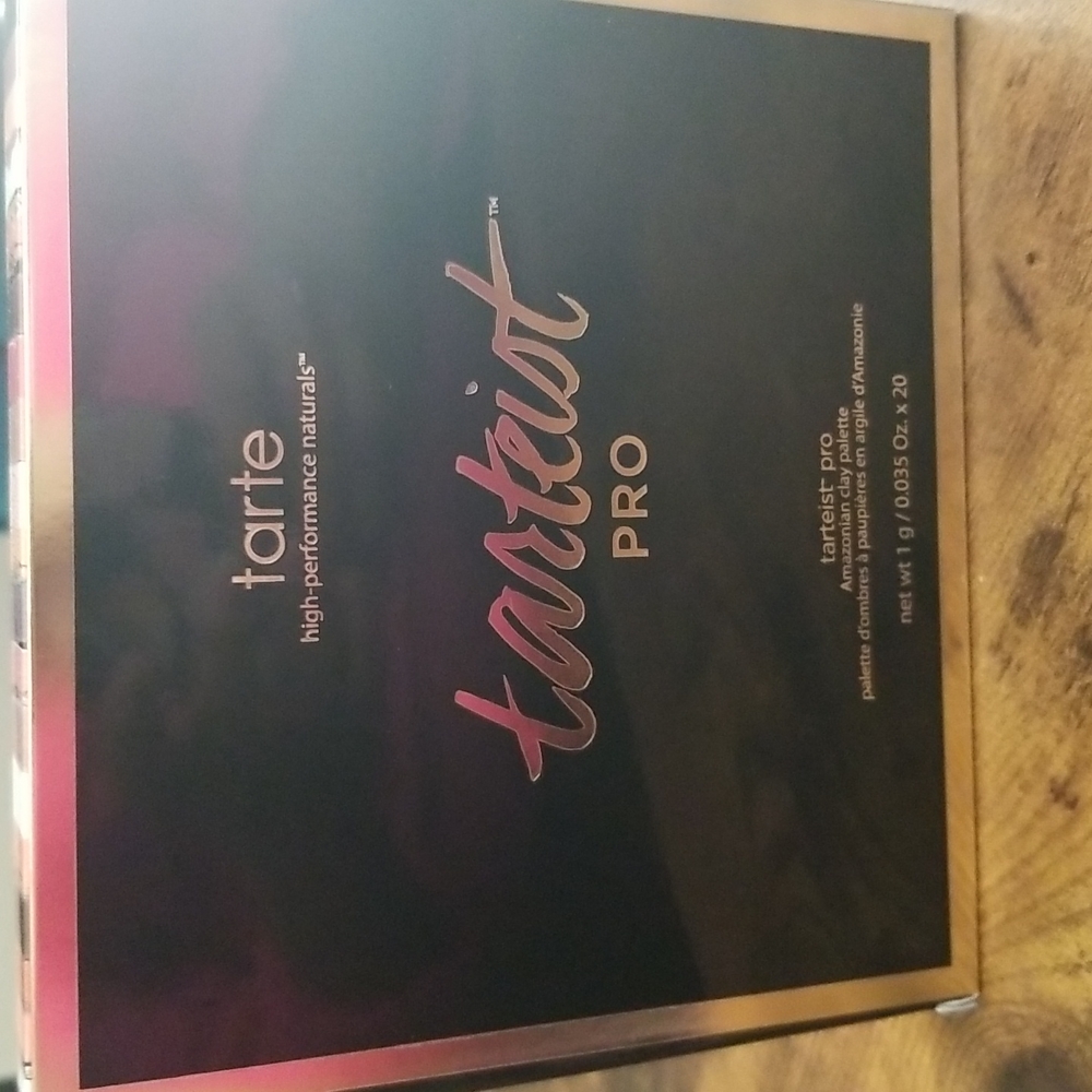 Eyeshadow palette